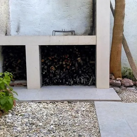 Apartment With Parking Space Bol, Brac - 4658