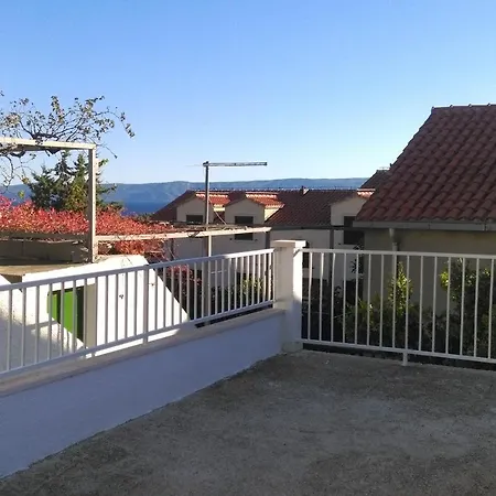 With Parking Space Bol, Brac - 4658 Apartment