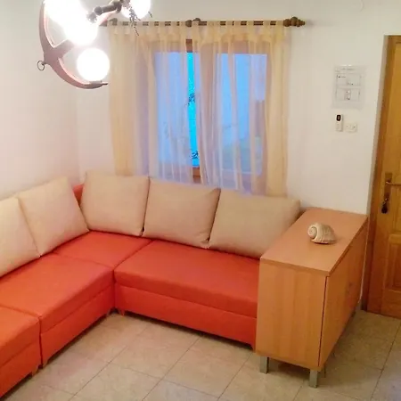 Apartment With Parking Space Bol, Brac - 4658